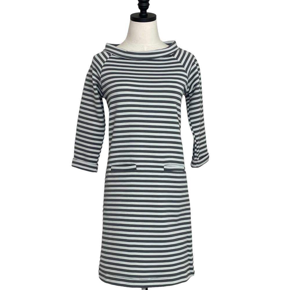 Thyme and Honey Bateau Neck Dress Gray and White Stripe Size Medium